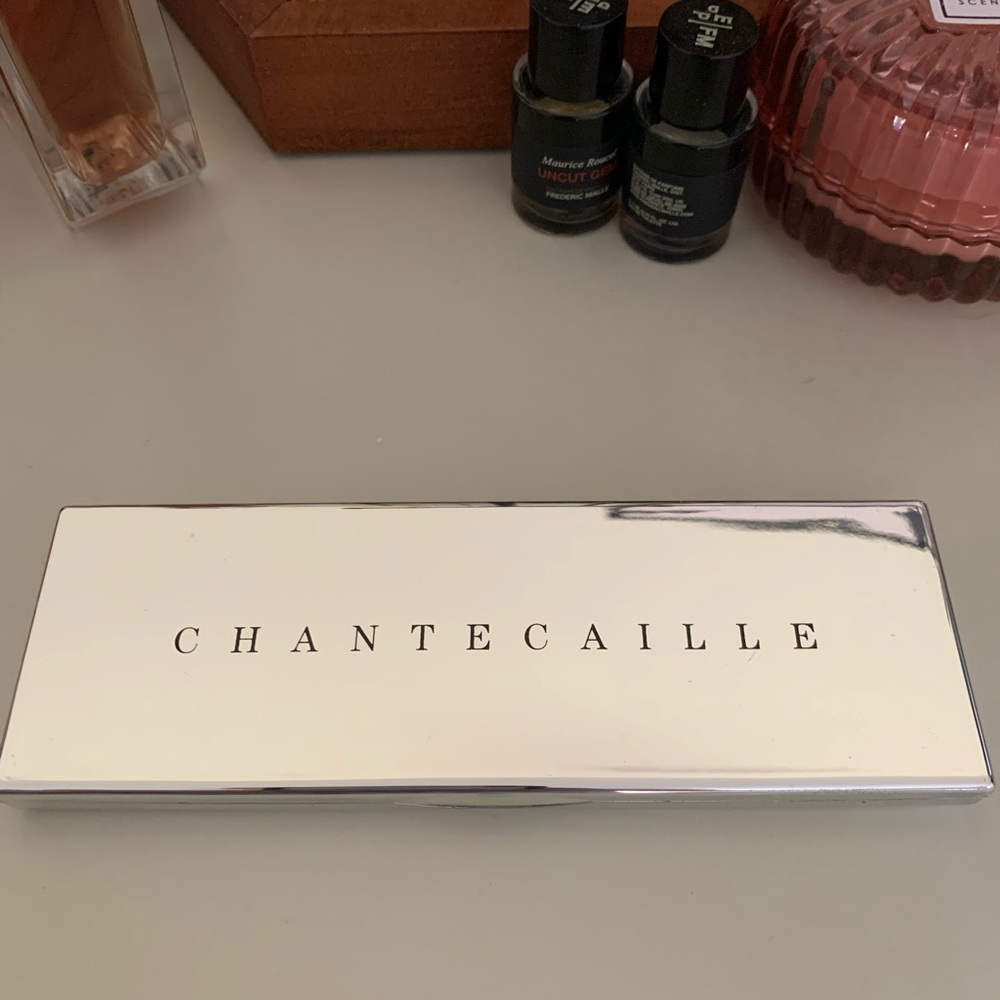 Chantecaille eyeshadow